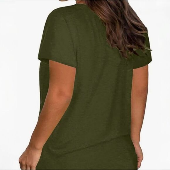 Women's Army Green American Flag Graphic Crewneck Short Sleeve Tee - Picture 2 of 12